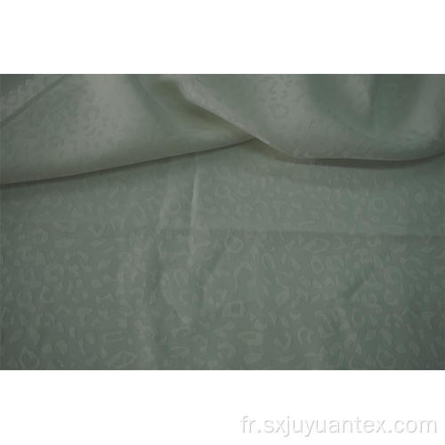 Tissu jacquard Sea Island 100% polyester motif léopard